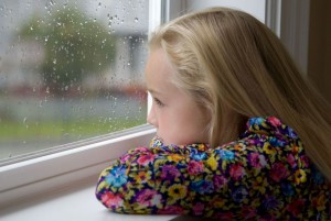 Girl-by-Window_850-x-569_12-27-2015_5852465_m